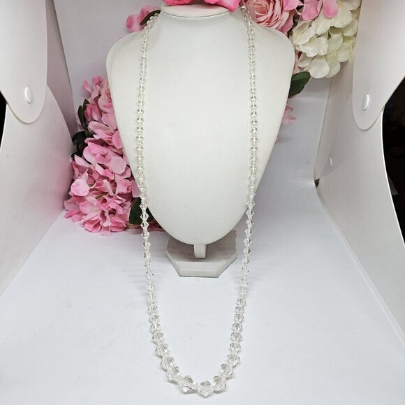 Vintage Graduated Faceted Crystal Beaded Necklace 40" Long - Picture 12 of 12